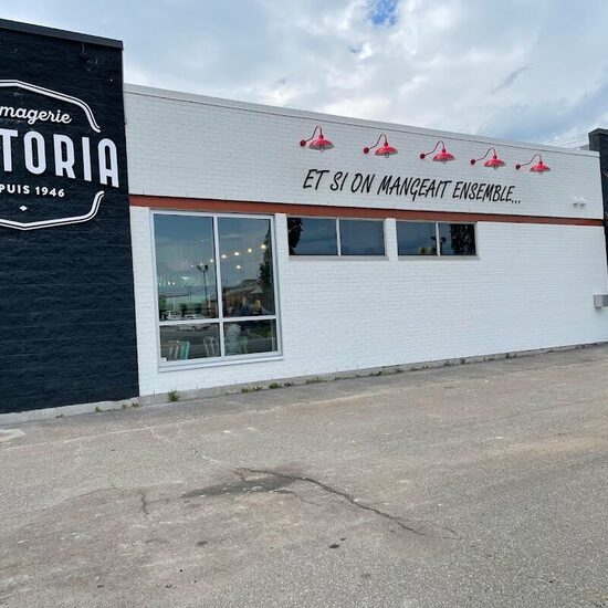 Fromagerie Victoria - Casse-Croute/Snack Bars in Shawinigan