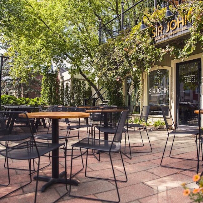 Sir John -  Restaurants Near: J8H3Y3