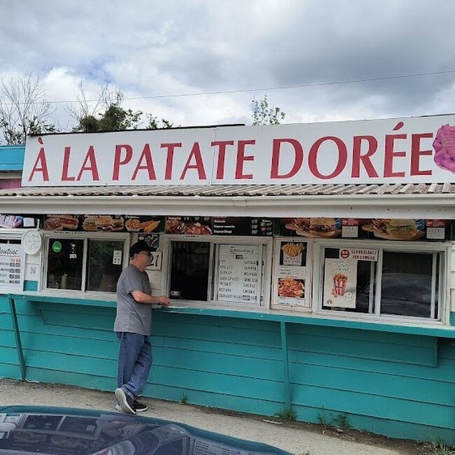 À La Patate Dorée Restaurant Vaudreuil-Dorion, QC