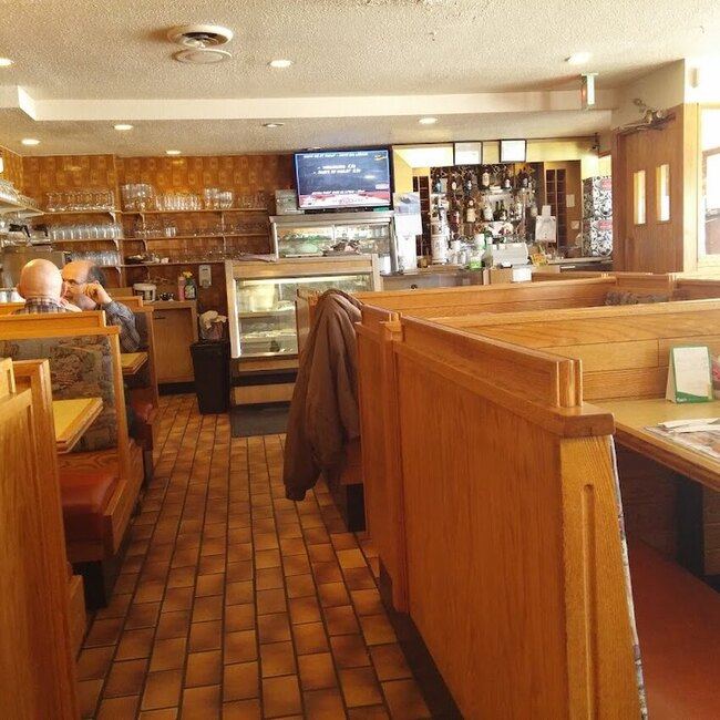 Victoria - Restaurants Canadiens Ouverts dimanche Montr&eacute;al