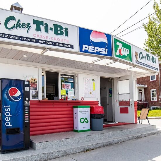 Chez Ti-Bi - Poutine, Cafés, Breakfast Restaurants in Montreal