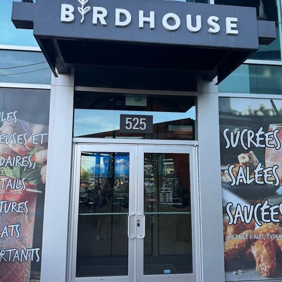 Birdhouse Wingerie & Bar - Poutine, American, Fried Chicken Restaurants in Centropolis
