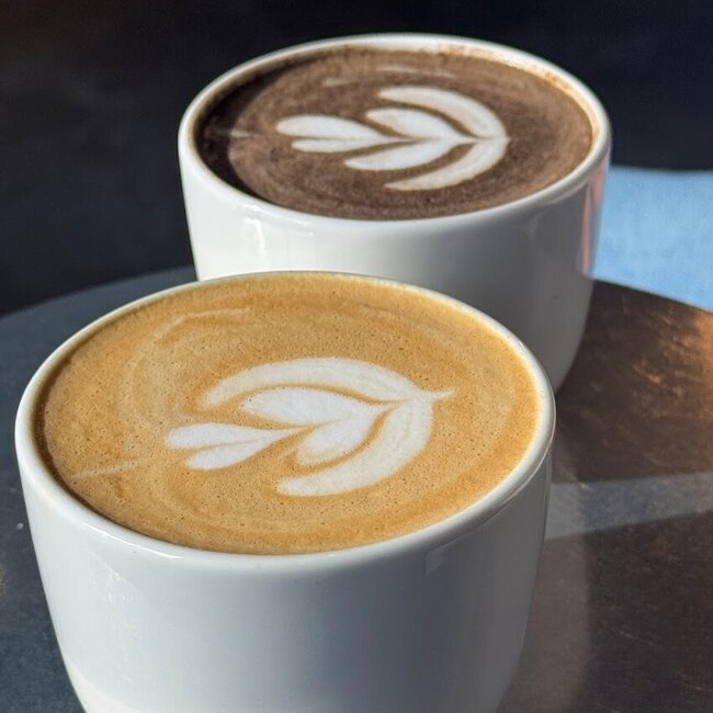 Caf&eacute; Even -  Restaurants Near: H3N1V1