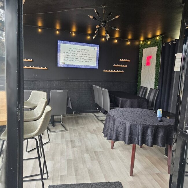 Pizza Feu -  Restaurants Near: H8N1S6