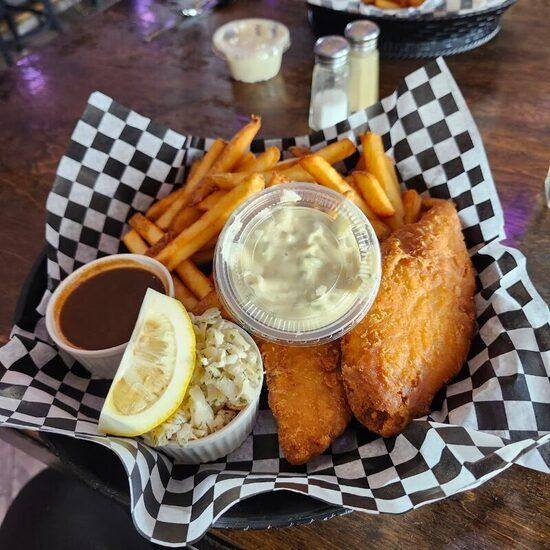 Halo Saloon Bar & Grill - American, Poutine Restaurants in Montreal