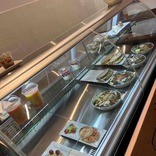 Caf&eacute; Esidem -  Restaurants Near: H2A1Y7