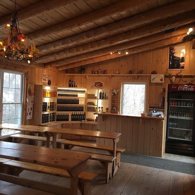 Cabane du Pic Bois Cowansville Restaurant: Menu, Reviews & Reserve (2026)