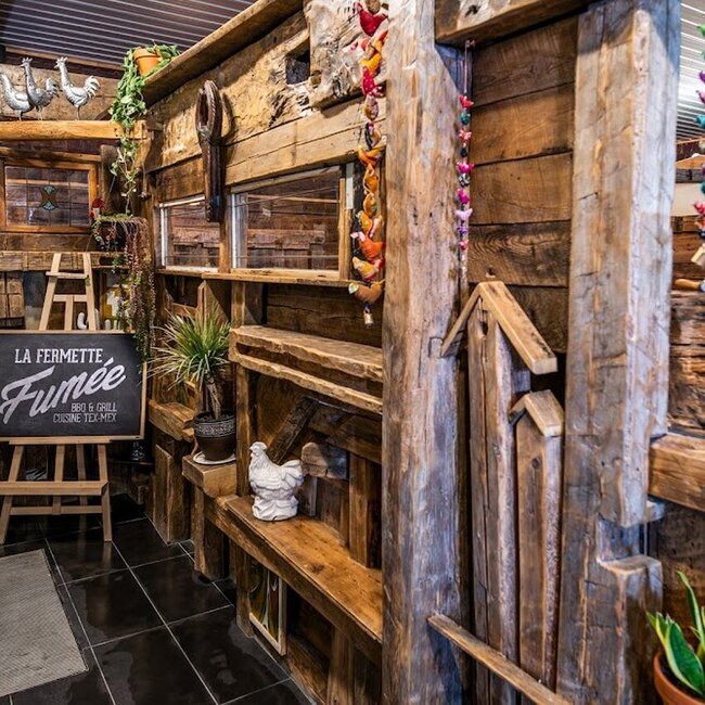 La Fermette Fum&eacute;e Traiteur - Smoked Meat in Montreal