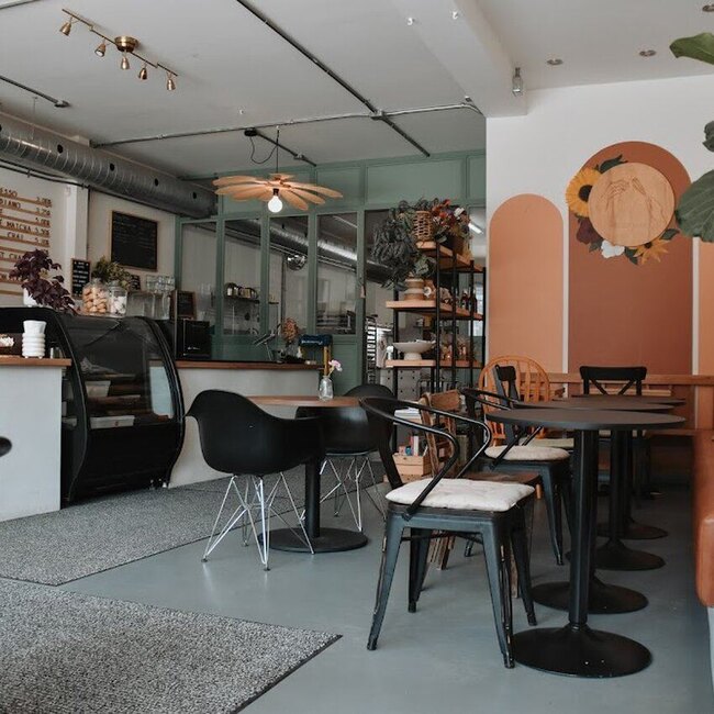 Atelier Lune - Restaurants près de: J7P2A3