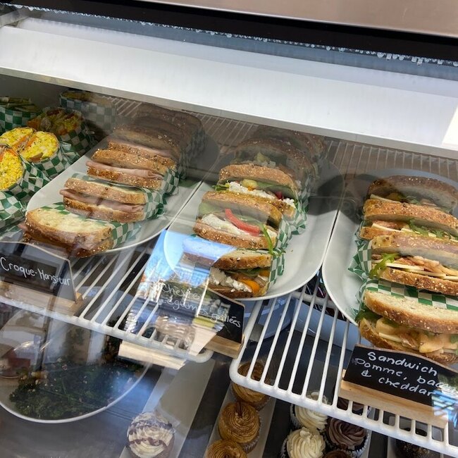 Le Caf&eacute; chez Lili Restaurant