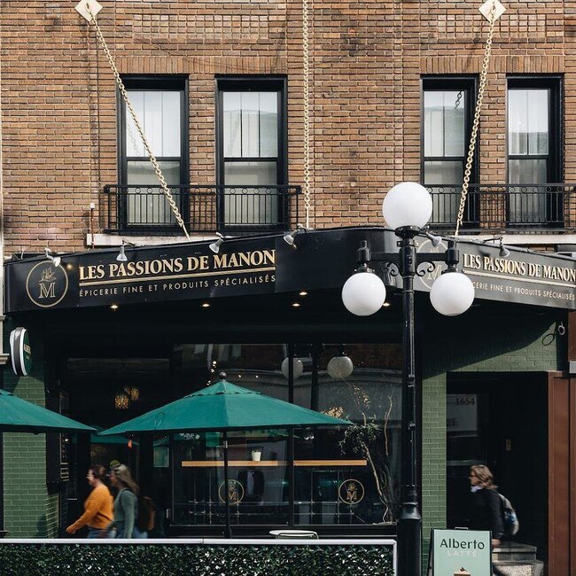 Le Albert Caf&eacute; - Restaurants pr&egrave;s de: J2S3J3