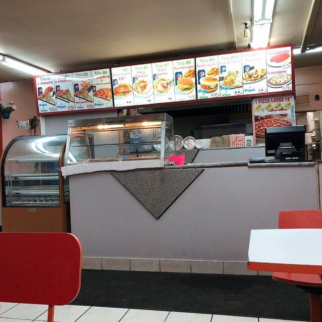 Pizza 2 Pointes Lachine, Montreal: Menu, Reviews & Reserve (2026)