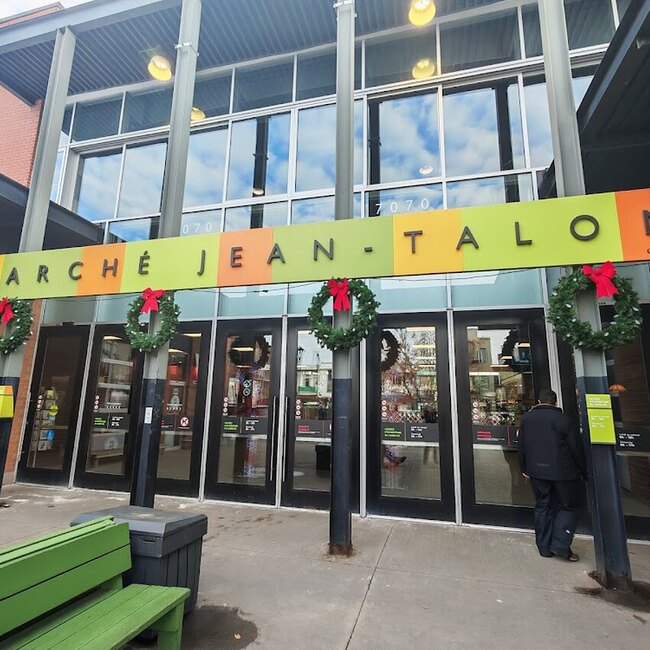 3 Pierres 1 Feu - BBQ, Indian Restaurants Near: H2V4E4