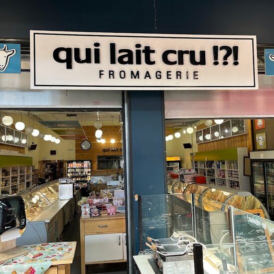 3 Pierres 1 Feu - Restaurants in Jean Talon Market