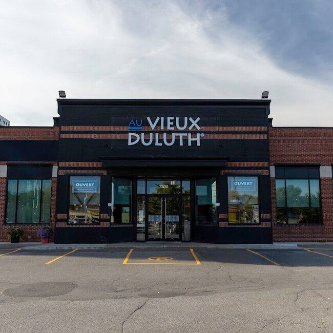 Au Vieux Duluth Restaurant