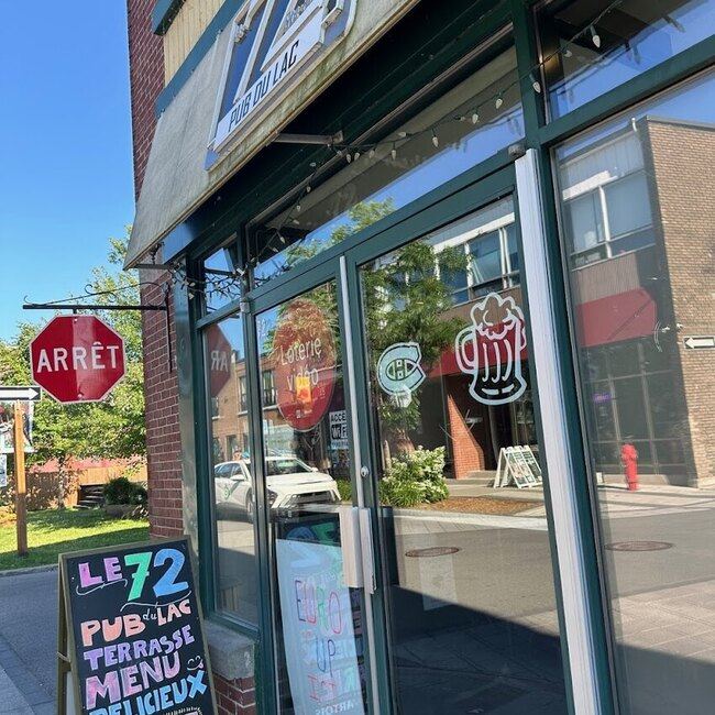 Le 72 - Restaurants pr&egrave;s de: J7V4X2