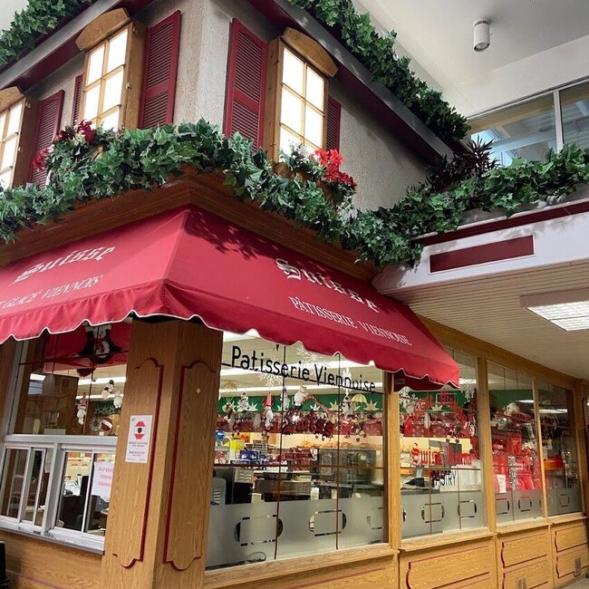 Swiss Vienna Patisserie -  Restaurants Near: H9R3J1