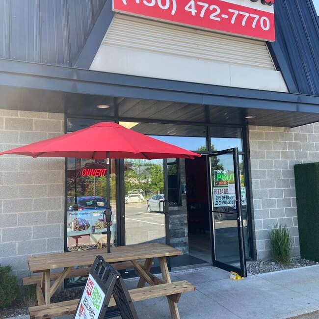 Pizza Fresca -  Restaurants Near: J7R6H4