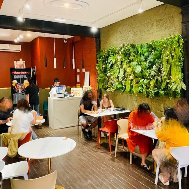 Instacrispy Bubble Tea - L2 Bubble Tea Restaurants in Montreal