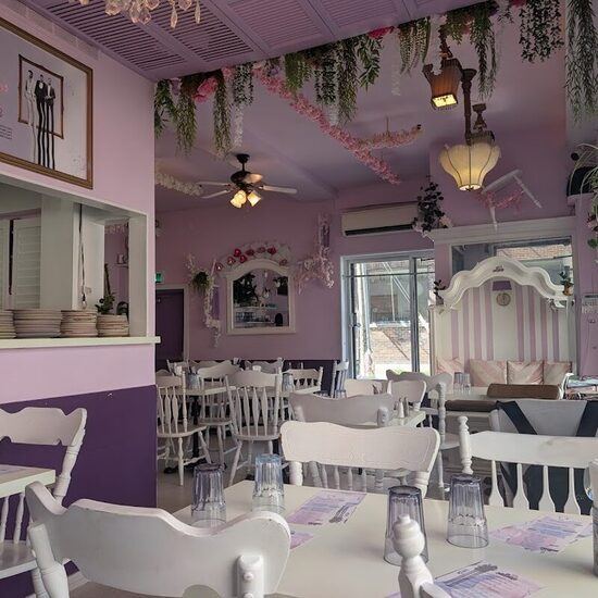 Le 30 F&eacute;vrier - Restaurants in Mile-End