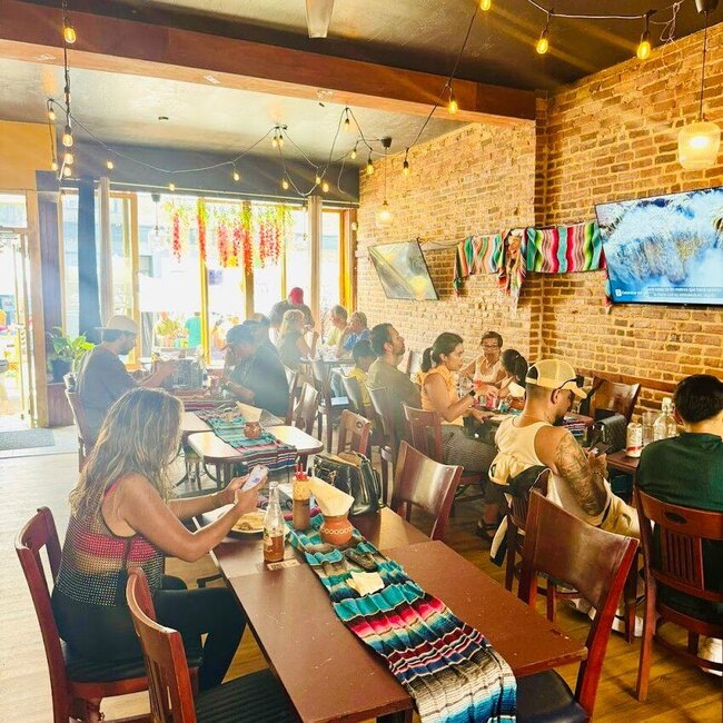 Le Tarasco - Restaurants Livraison pr&egrave;s de: H2S2A7