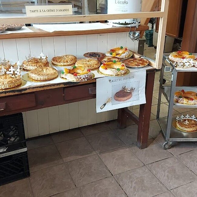 Boulangerie Dauphin -  Restaurants Near: J8H1Y5