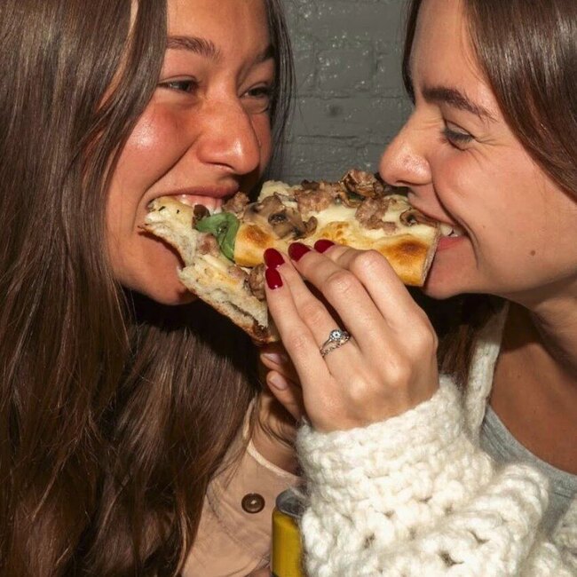 Roman Pie Pizza Montreal Restaurant: Menu, Reviews & Reserve (2026)