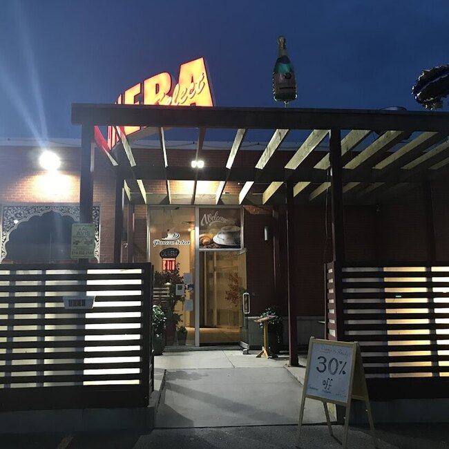 Panera Select Restrobar - Dollard-des-Ormeaux Takeout Available Restaurants