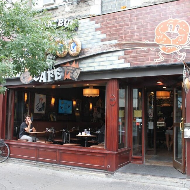 St-Viateur Bagel & Caf&eacute; - Camion bouffe de rue Ouverts dimanche Montr&eacute;al