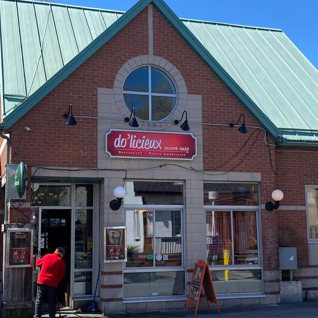 Chalet Thai - Restaurants Bord de l'eau Montr&eacute;al