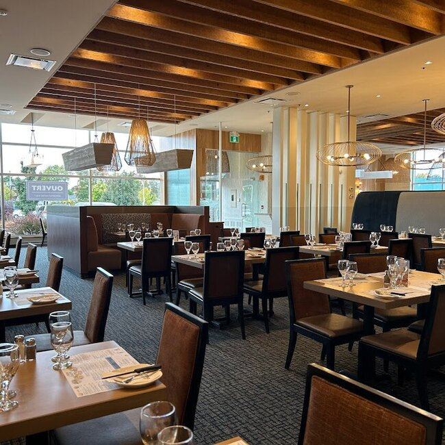 Au Vieux Duluth - Laval-des-Rapides Open Supper Restaurants