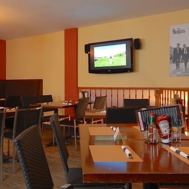 Brouemont - Microbrasserie & Restaurant - Restaurants près de: J2L1C1