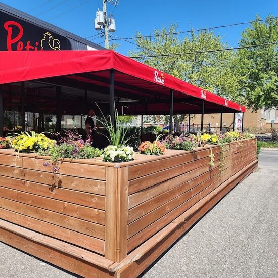 Petinos - Restaurants in Montreal