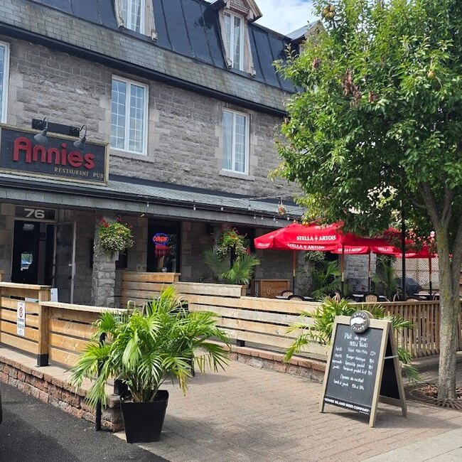 Annies Sur-Le-Lac - Restaurants Near: H2Y2M4