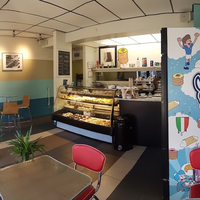 La Cornetteria - Tea, Bubble Tea, Cafés Restaurants Near: H2S3C8