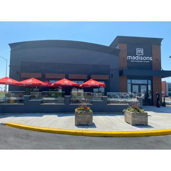 Madisons Restaurant & Bar - Restaurants Barbecue-BBQs, Ailes de poulet de Laval