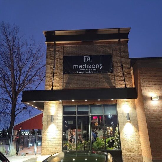 Photo de Madisons Restaurant & Bar, Saint-Bruno-de-Montarville