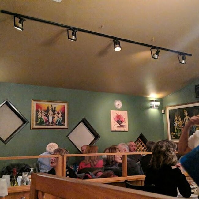 Fleurs D'Asie - Restaurants pr&egrave;s de: J3H0N9