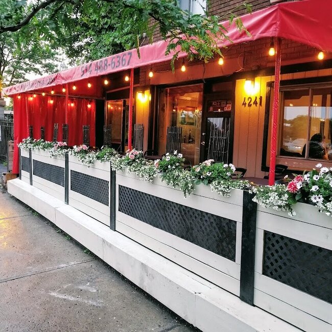 Quartier Perse Montréal - Menu, avis & plus décembre 2025