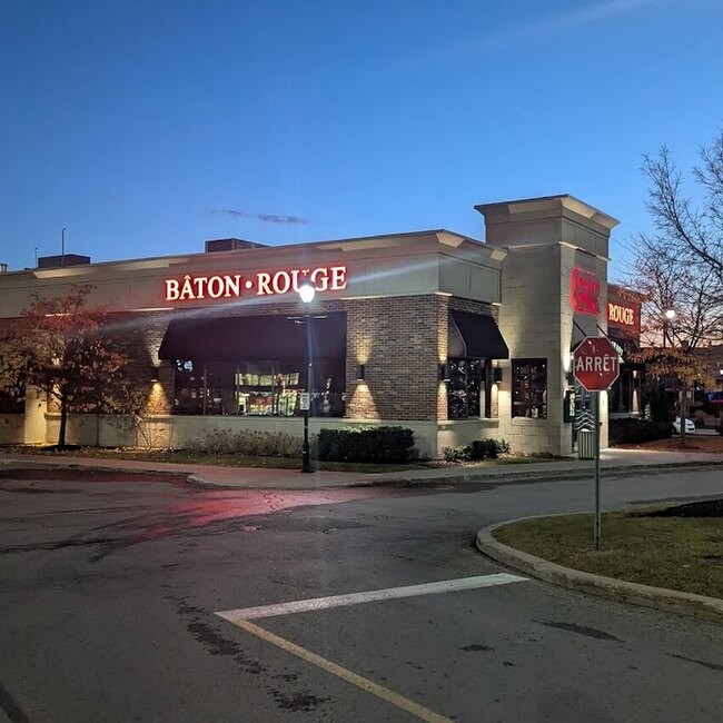 B&acirc;ton Rouge Grillhouse & Bar - Restaurants pr&egrave;s de: J7H0A6