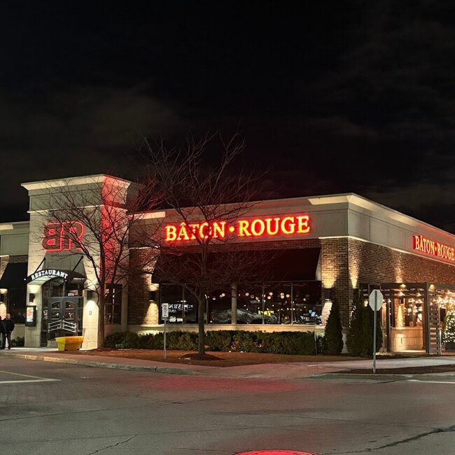B&acirc;ton Rouge Grillhouse & Bar - Online Ordering Restaurants Near: J7E2B4