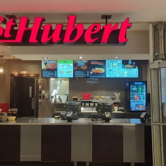R&ocirc;tisserie St-Hubert - Restaurants Barbecue-BBQs Ouverts pour souper Centre-ville