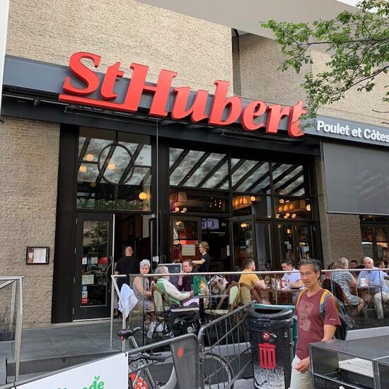 Rôtisserie St-Hubert - Sandwiches in Montreal