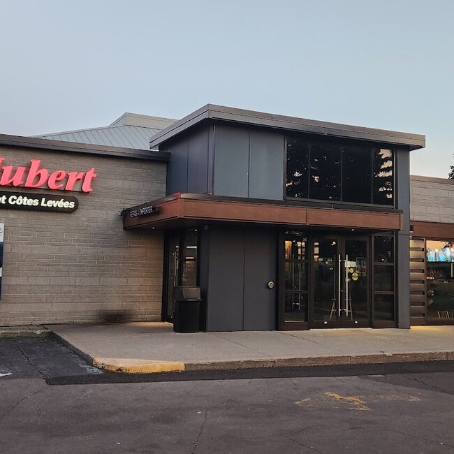 R&ocirc;tisserie St-Hubert - Salades Boucherville
