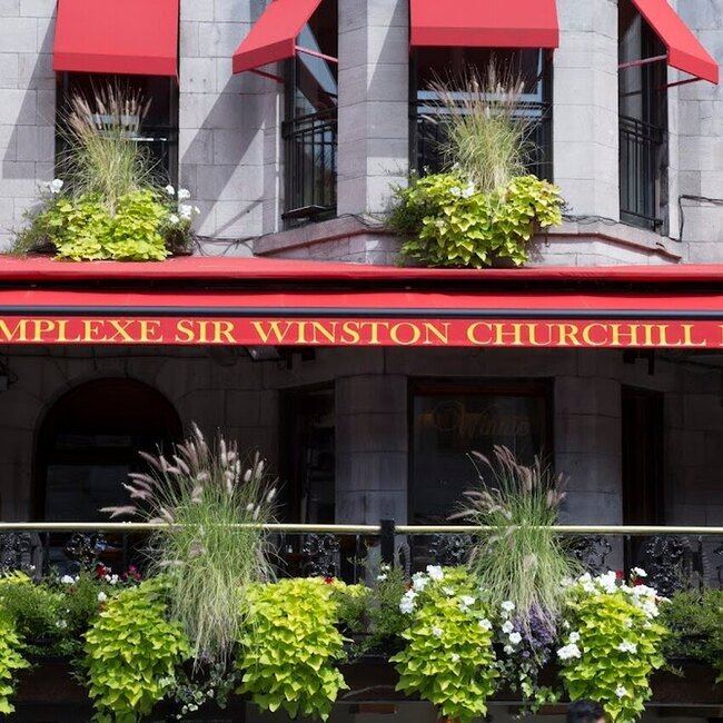 Sir Winston Churchill Pub - Restaurants pr&egrave;s de: H3G1P9