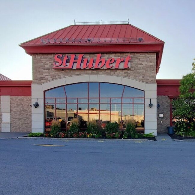 Rôtisserie St-Hubert Restaurant