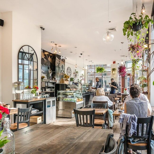 Caf&eacute; St-Barth - Breakfast, Poutine Brunch Restaurants Near: H2W2E2