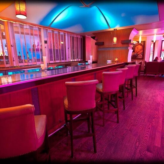 Karina Club Lounge - Restaurants de Montr&eacute;al