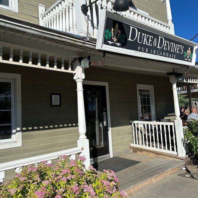 Duke & Devine's Pub Irlandais - Vaudreuil-Dorion Happy Hour Restaurants