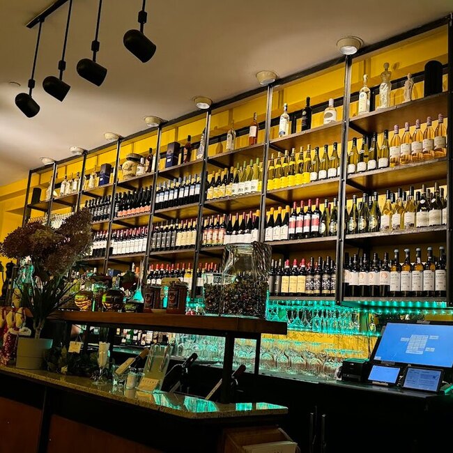 Ouzeri - Montreal Greek, Mediterranean Open Monday Restaurants